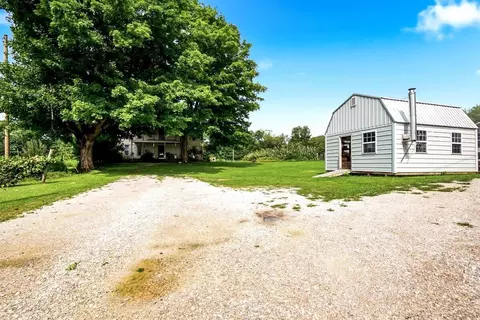 Exterior - 28 Baldwin Rd, Mckee, KY 40447 photo 11 of 14
