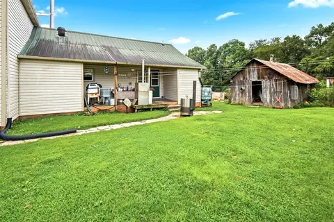 Exterior - 28 Baldwin Rd, Mckee, KY 40447 photo 8 of 14