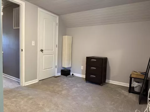 Bedroom - 601 Pine St, Murray, KY 42071 photo 5 of 7
