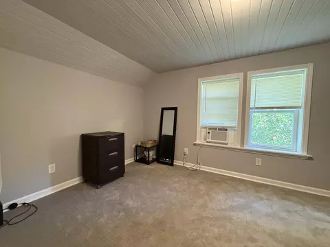Bedroom - 601 Pine St, Murray, KY 42071 photo 5 of 5