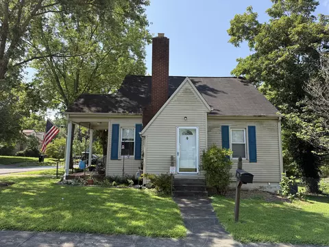 Exterior - 601 Pine St, Murray, KY 42071 photo 10 of 10