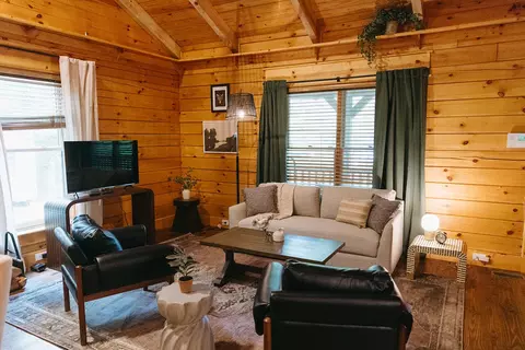 Living - 684 N Fork Rd, Stanton, KY 40380 photo 3 of 4