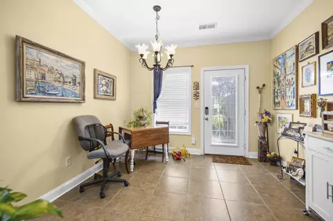 Entry Way - 127 Riviera Dr, Georgetown, KY 40324 photo 3 of 4