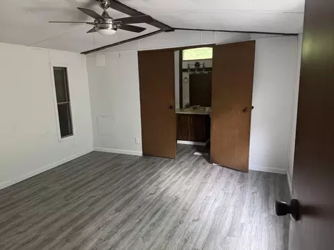Bedroom - 365 Quicksand Rd, Jackson, KY 41339 photo 1 of 2