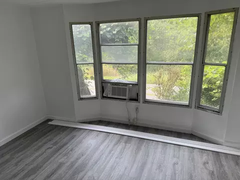 Living - 365 Quicksand Rd, Jackson, KY 41339 photo 4 of 4