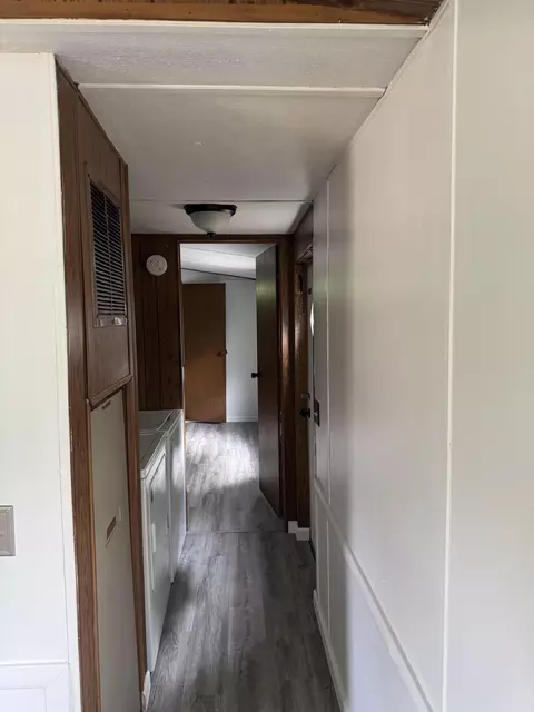 Entry Way - 365 Quicksand Rd, Jackson, KY 41339 photo 1 of 1