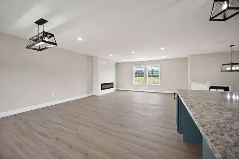 Living - 124 Hillard Rd, Corbin, KY 40701 photo 3 of 5