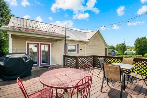 Exterior - 215 Hamlin Ave, Corbin, KY 40701 photo 5 of 11