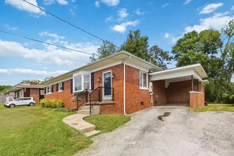 Exterior - 52 Sampson St, Corbin, KY 40701 photo 3 of 11