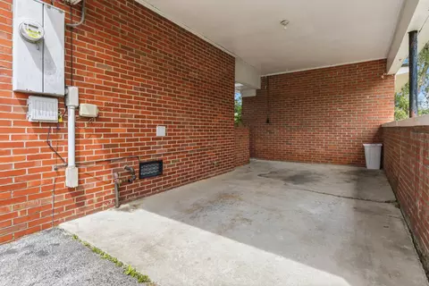 Exterior - 52 Sampson St, Corbin, KY 40701 photo 2 of 11