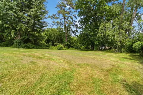 Exterior - 52 Sampson St, Corbin, KY 40701 photo 7 of 11