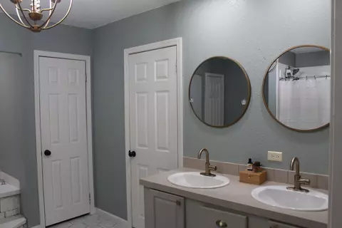 Bath - 2413 Lowes Rd, Cunningham, KY 42035 photo 1 of 6