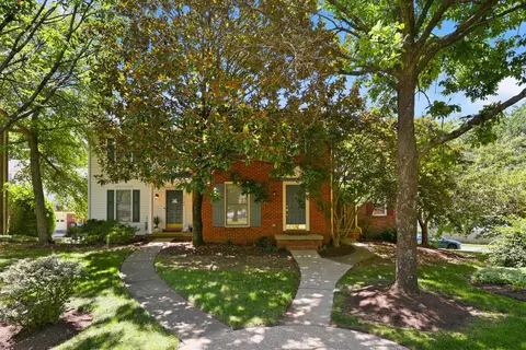 4747 Hartland Pkwy, Lexington, KY 40515