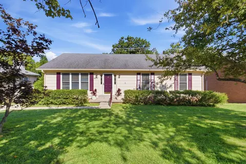 4217 Forsythe Dr, Lexington, KY 40514