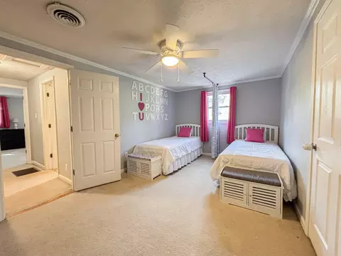 Bedroom - 6120 Springbrook Dr, Paducah, KY 42001 photo 8 of 8