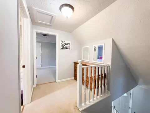 Entry Way - 6120 Springbrook Dr, Paducah, KY 42001 photo 4 of 4