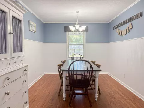 Dining - 6120 Springbrook Dr, Paducah, KY 42001 photo 1 of 2