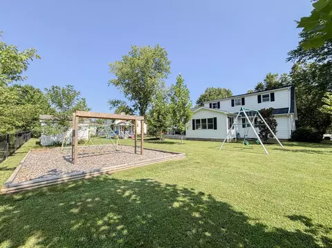 Exterior - 6120 Springbrook Dr, Paducah, KY 42001 photo 10 of 13