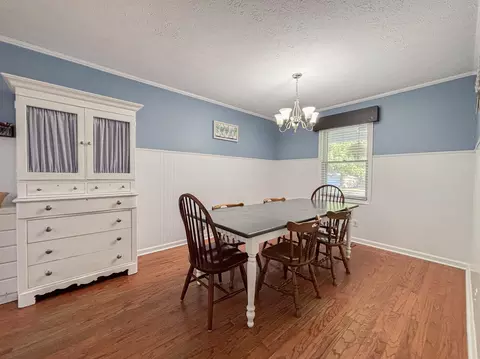 Dining - 6120 Springbrook Dr, Paducah, KY 42001 photo 2 of 2