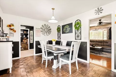 Dining - 1406 Oak Ridge Rd, Corbin, KY 40701 photo 1 of 3