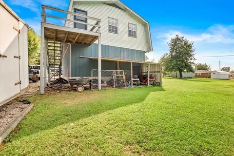 Exterior - 1406 Oak Ridge Rd, Corbin, KY 40701 photo 11 of 18