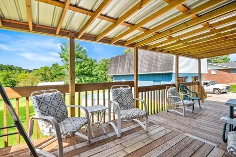 Exterior - 1406 Oak Ridge Rd, Corbin, KY 40701 photo 6 of 18
