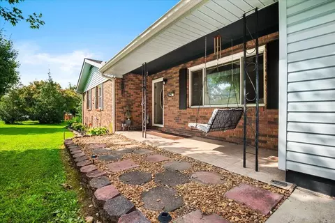 Exterior - 1406 Oak Ridge Rd, Corbin, KY 40701 photo 3 of 18