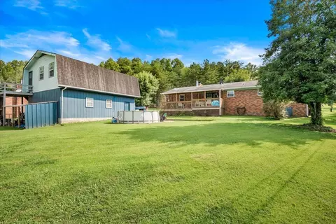 Exterior - 1406 Oak Ridge Rd, Corbin, KY 40701 photo 9 of 18