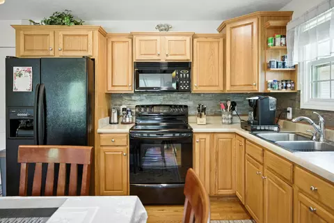Kitchen - 1166 Devane Ln, Frankfort, KY 40601 photo 1 of 1