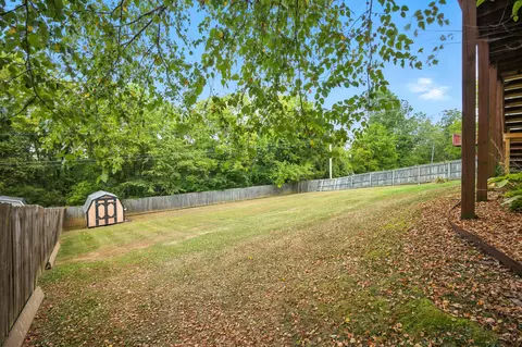 Exterior - 1166 Devane Ln, Frankfort, KY 40601 photo 9 of 12