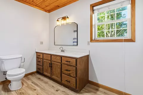 Bath - 26 Stella Ln, Eubank, KY 42567 photo 1 of 3