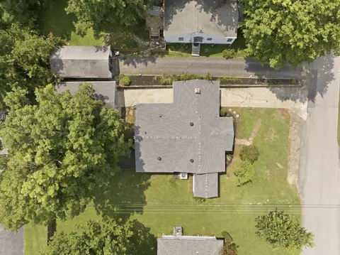 View/Area - 211 S 13th St, Murray, KY 42071 photo 2 of 10