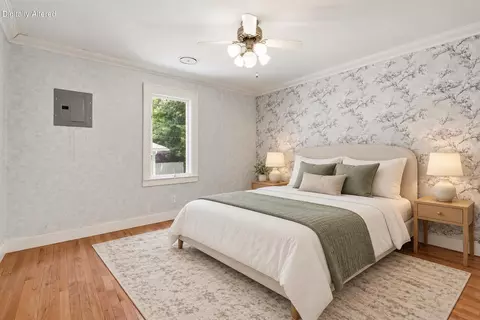 Bedroom - 211 S 13th St, Murray, KY 42071 photo 5 of 6