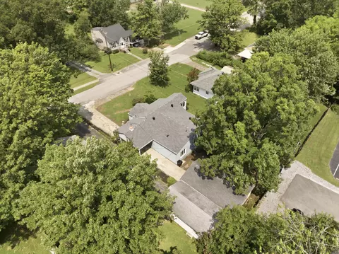 View/Area - 211 S 13th St, Murray, KY 42071 photo 7 of 10