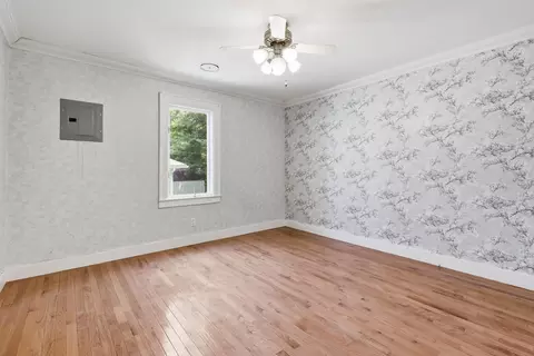 Bedroom - 211 S 13th St, Murray, KY 42071 photo 3 of 6