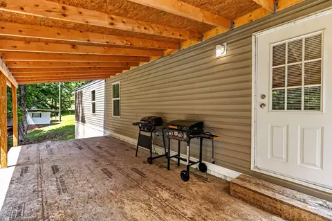 Exterior - 566 Cherokee Trl, Nancy, KY 42544 photo 5 of 6
