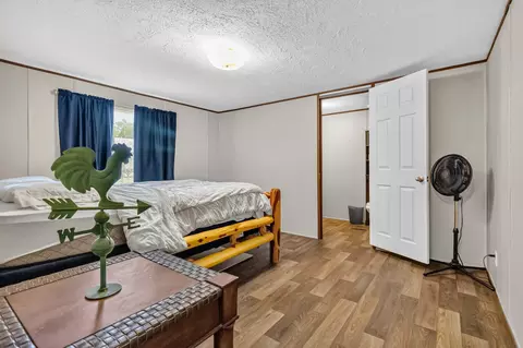 Bedroom - 566 Cherokee Trl, Nancy, KY 42544 photo 1 of 10