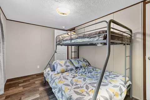 Bedroom - 566 Cherokee Trl, Nancy, KY 42544 photo 10 of 10