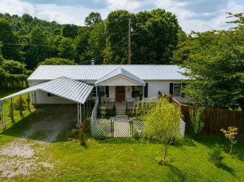 Exterior - 631 Adams Rd, Corbin, KY 40701 photo 1 of 10