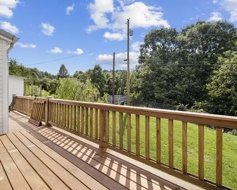 Exterior - 631 Adams Rd, Corbin, KY 40701 photo 8 of 10