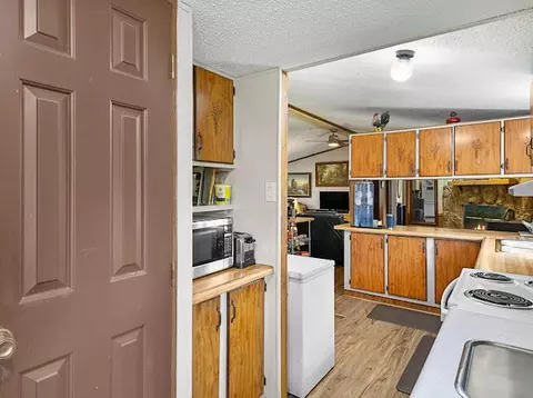 Entry Way - 631 Adams Rd, Corbin, KY 40701 photo 1 of 1