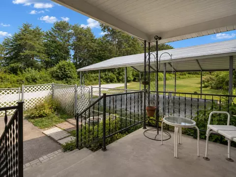 Exterior - 631 Adams Rd, Corbin, KY 40701 photo 3 of 10