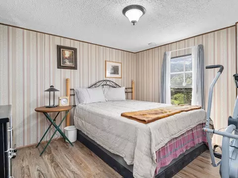 Bedroom - 631 Adams Rd, Corbin, KY 40701 photo 3 of 4
