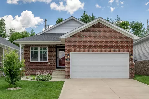 108 Dallas Dr, Nicholasville, KY 40356