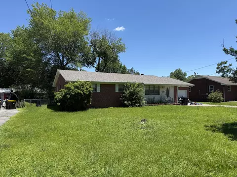 818 N 19th St, Murray, KY 42071