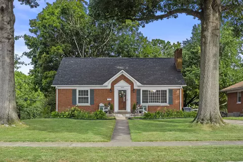 1945 Vicksburg Rd, Lexington, KY 40504
