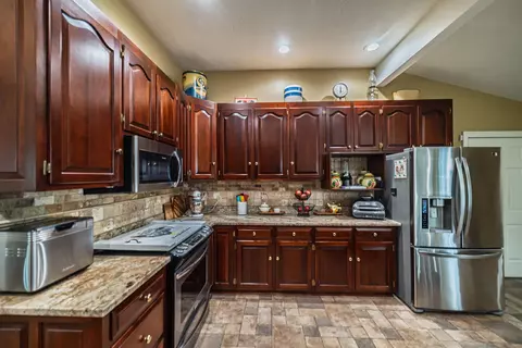 Kitchen - 446 Carson Way, Paducah, KY 42003 photo 1 of 3