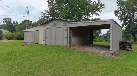 Exterior - 95 Eagle Rise Dr, Nancy, KY 42544 photo 1 of 6