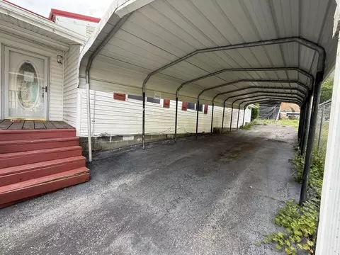 Other - 432 First St, Lynch, KY 40855 photo 3 of 8
