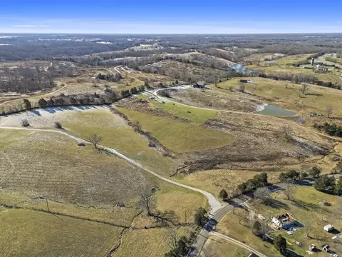 2011 Mill Creek Pike, Lawrenceburg, KY 40342